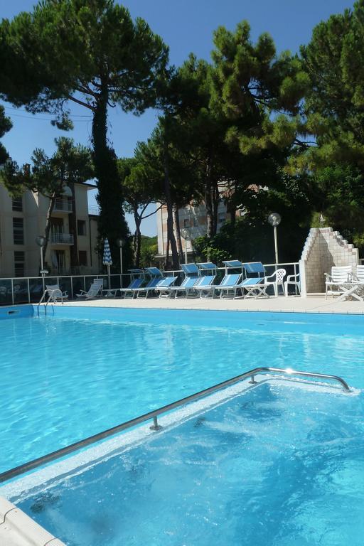 Hotel Astra Milano Marittima Esterno foto