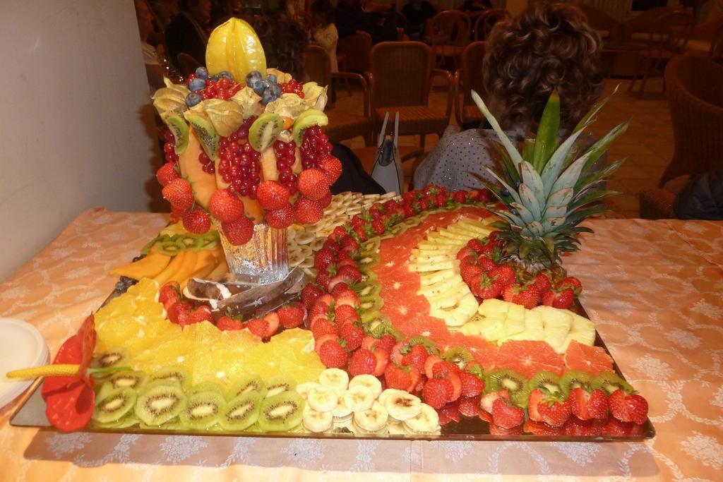 Hotel Astra Milano Marittima Esterno foto